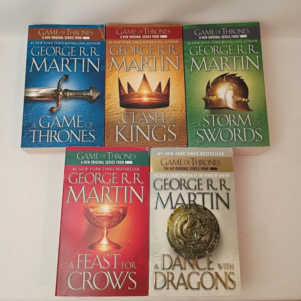 A Song of Ice and Fire Complete Paperback Book Set 1-5 George R.R. Martin